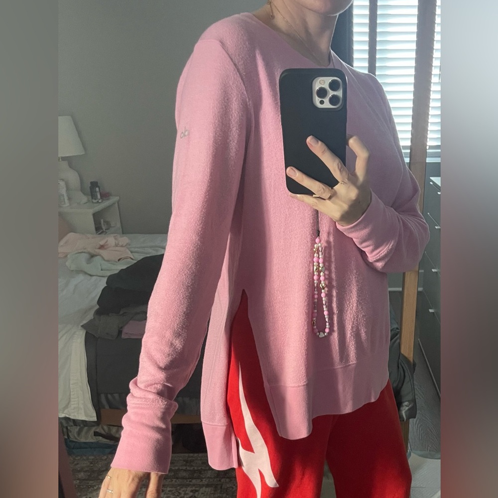 Pink Alo Yoga Soho pullover Top